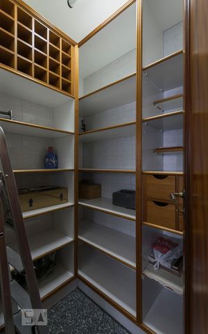 Apartamento à venda com 220m², 4 quartos e 4 vagasSala de almoço - Despensa