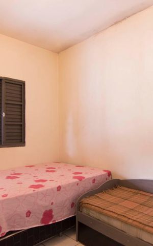 Casa para alugar com 45m², 1 quarto e 1 vagaQuarto