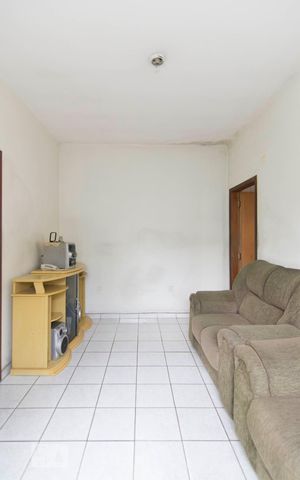 Casa para alugar com 45m², 1 quarto e 1 vagaSala