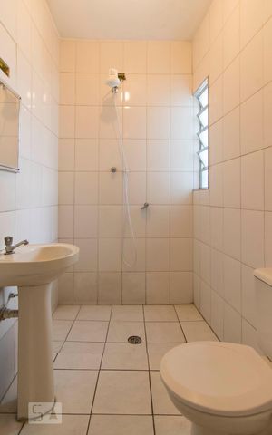 Casa para alugar com 45m², 1 quarto e 1 vagaBanheiro