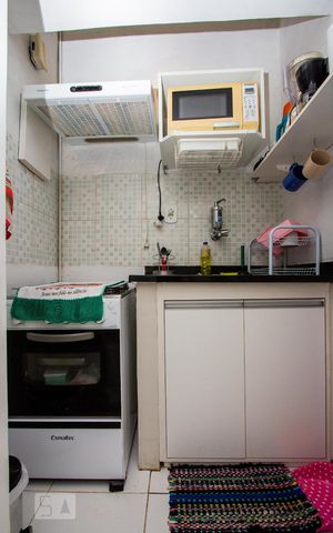 Studio à venda com 28m², 1 quarto e sem vaga Studio à venda com 28m², 1 quarto e sem vagaCozinha