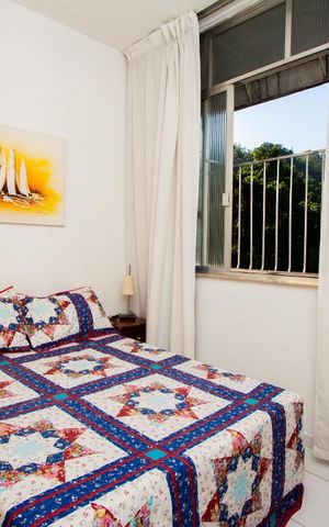 Studio à venda com 28m², 1 quarto e sem vaga Studio à venda com 28m², 1 quarto e sem vagaQuarto