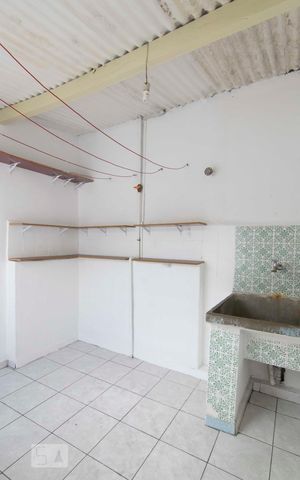 Casa para alugar com 148m², 2 quartos e 2 vagasLavanderia
