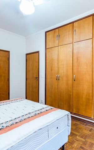 Casa à venda com 320m², 5 quartos e 4 vagas Casa à venda com 320m², 5 quartos e 4 vagasSuíte 2