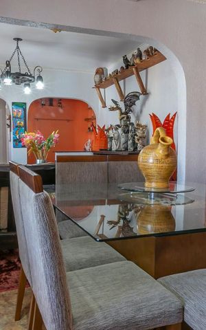 Casa à venda com 240m², 4 quartos e 1 vagaSala