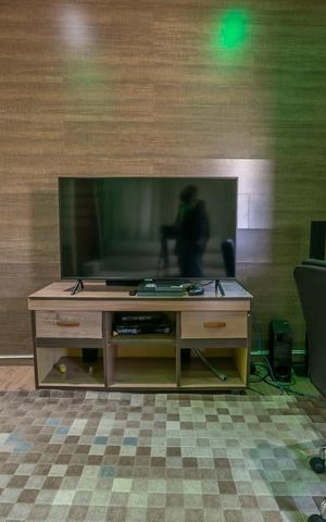 Casa à venda com 240m², 4 quartos e 1 vagaSala de TV