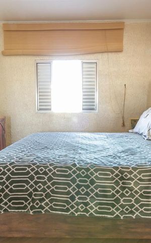 Casa à venda com 240m², 4 quartos e 1 vagaSuíte