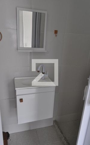 Casa à venda com 183m², 4 quartos e 1 vagaBanheiro de Serviço