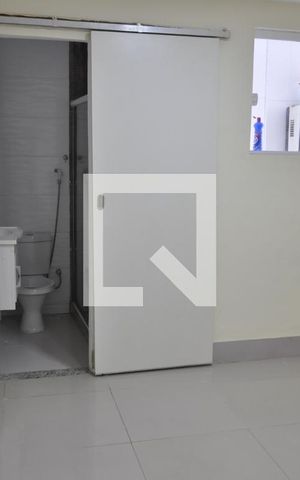 Casa à venda com 183m², 4 quartos e 1 vagaQuarto 1