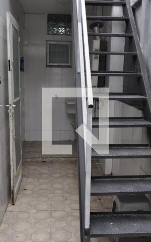 Casa à venda com 183m², 4 quartos e 1 vagaÁrea de Serviço
