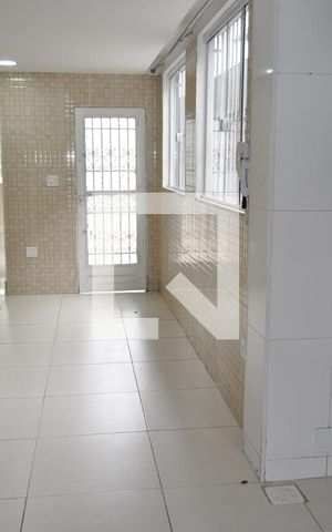 Casa à venda com 183m², 4 quartos e 1 vagaCozinha