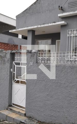 Casa à venda com 183m², 4 quartos e 1 vagaFachada