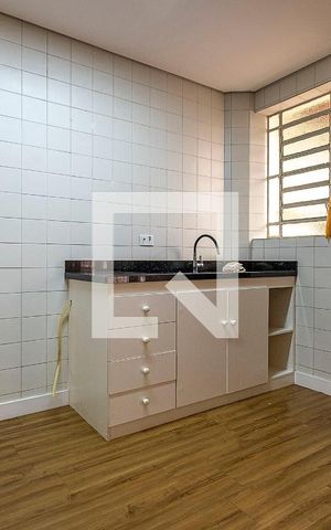 Casa para alugar com 100m², 2 quartos e 1 vaga Casa para alugar com 100m², 2 quartos e 1 vagaSala/Cozinha