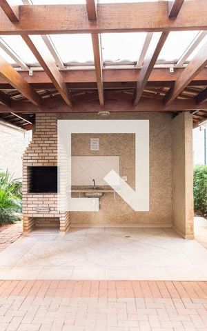 Apartamento à venda com 48m², 2 quartos e 1 vagaCondomínio - Churrasqueira 