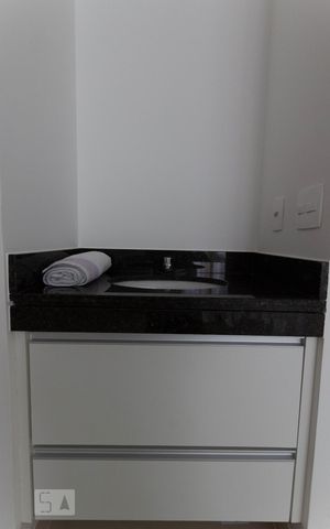Studio à venda com 35m², 1 quarto e 1 vaga Studio à venda com 35m², 1 quarto e 1 vagaLavabo