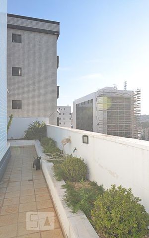 Apartamento à venda com 212m², 2 quartos e 2 vagasÁrea privativa