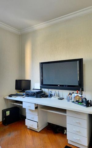 Apartamento à venda com 150m², 3 quartos e 2 vagasQuarto 2