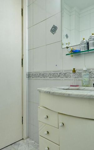 Apartamento à venda com 150m², 3 quartos e 2 vagasBanheiro