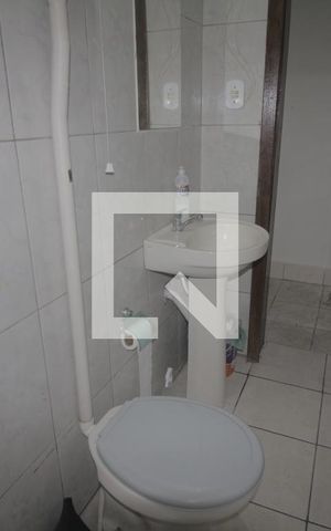 Casa para alugar com 200m², 4 quartos e 3 vagasBanheiro 2