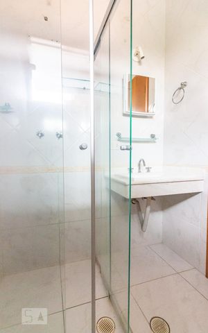 Casa à venda com 150m², 3 quartos e 3 vagas Casa à venda com 150m², 3 quartos e 3 vagasBanheiro da Suíte 3