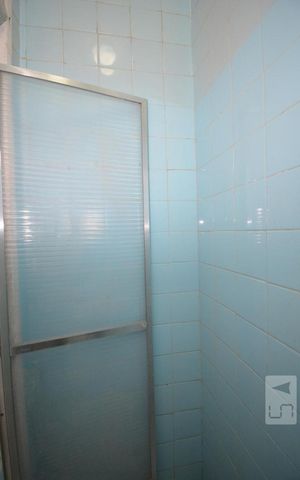 Apartamento para alugar com 79m², 2 quartos e sem vagaBanheiro de Serviço