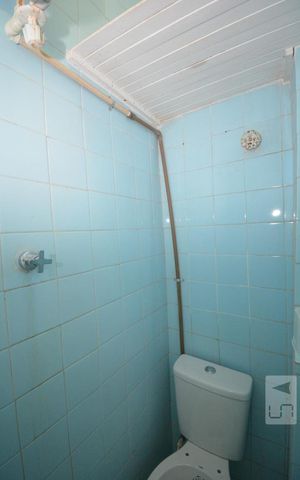 Apartamento para alugar com 79m², 2 quartos e sem vagaBanheiro de Serviço