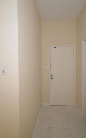Apartamento para alugar com 79m², 2 quartos e sem vagaSala