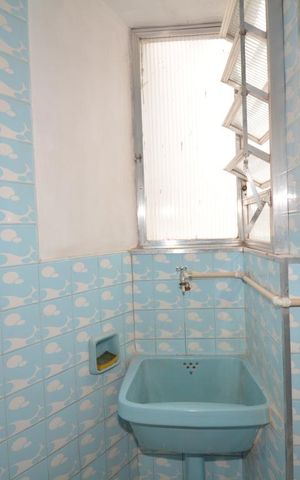 Apartamento para alugar com 79m², 2 quartos e sem vagaCozinha e Área de Serviço