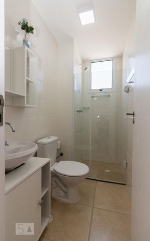 Apartamento para alugar com 47m², 2 quartos e 1 vaga Apartamento para alugar com 47m², 2 quartos e 1 vagaBanheiro