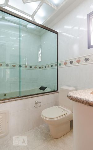 Apartamento para alugar com 150m², 3 quartos e 2 vagas Apartamento para alugar com 150m², 3 quartos e 2 vagasBanheiro da suíte 2