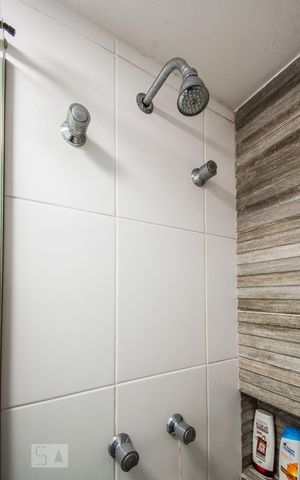 Apartamento à venda com 35m², 1 quarto e 1 vagaChuveiro