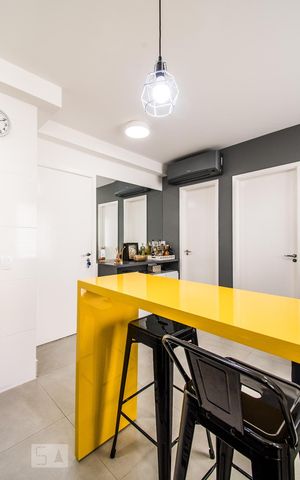 Apartamento à venda com 35m², 1 quarto e 1 vagaSala