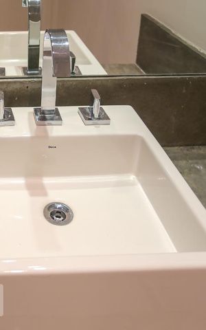 Apartamento para alugar com 200m², 3 quartos e 1 vaga Apartamento para alugar com 200m², 3 quartos e 1 vagaBanheiro Social