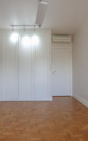 Apartamento para alugar com 200m², 3 quartos e 1 vaga Apartamento para alugar com 200m², 3 quartos e 1 vagaQuarto 1