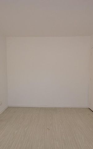 Casa de condomínio à venda com 480m², 5 quartos e 2 vagasQuarto 4