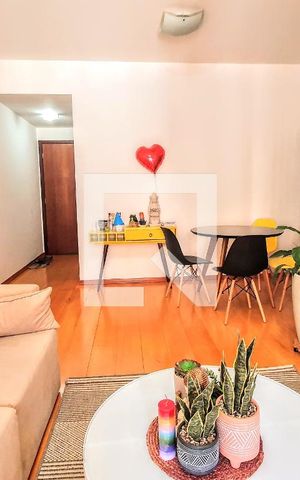 Apartamento à venda com 75m², 2 quartos e 2 vagas