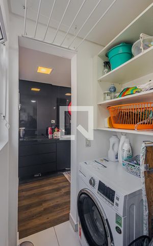 Apartamento à venda com 84m², 1 quarto e 1 vagaÁrea de Serviço