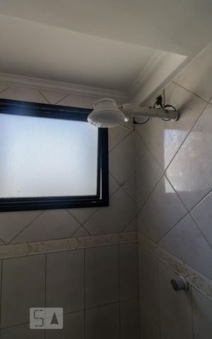 Apartamento para alugar com 65m², 2 quartos e 1 vaga Apartamento para alugar com 65m², 2 quartos e 1 vagaChuveiro