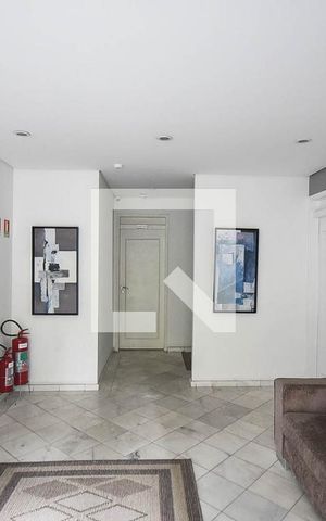 Apartamento para alugar com 80m², 2 quartos e 1 vagaHall social