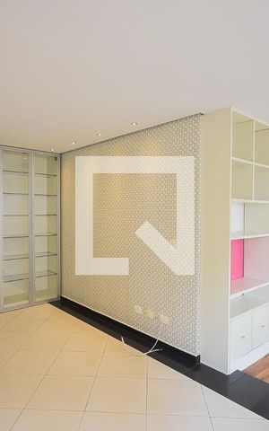Apartamento para alugar com 80m², 2 quartos e 1 vagaSala