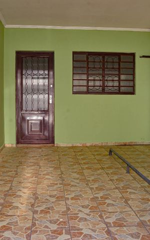 Casa para alugar com 68m², 2 quartos e 1 vaga Casa para alugar com 68m², 2 quartos e 1 vagaGaragem