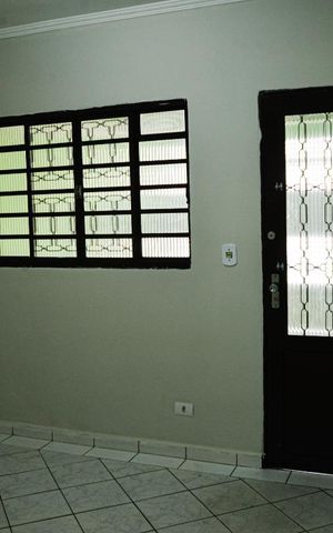 Casa para alugar com 68m², 2 quartos e 1 vaga Casa para alugar com 68m², 2 quartos e 1 vagaSala