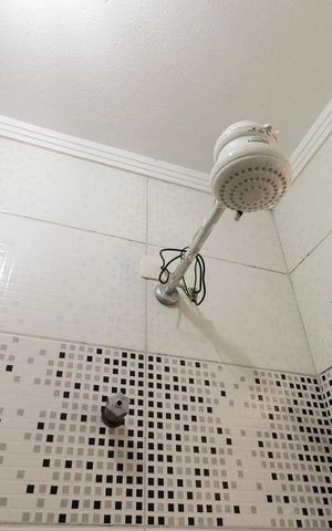 Casa para alugar com 45m², 1 quarto e sem vaga Casa para alugar com 45m², 1 quarto e sem vagaDetalhe banheiro