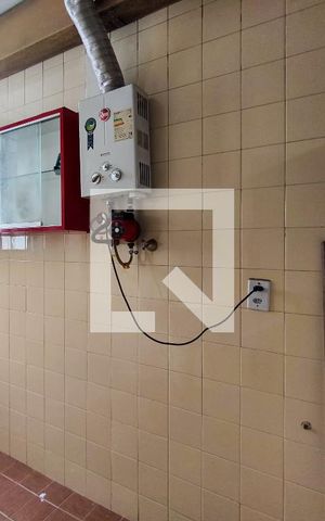 Apartamento à venda com 76m², 2 quartos e 1 vaga Apartamento à venda com 76m², 2 quartos e 1 vagaÁrea de Serviço