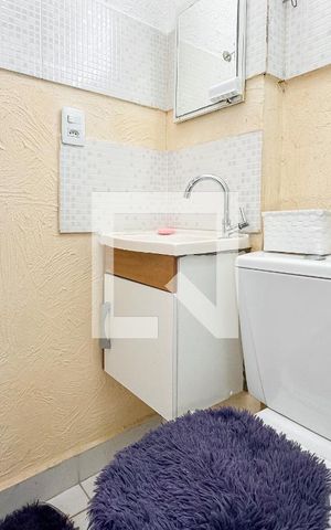 Apartamento para alugar com 18m², 1 quarto e sem vaga Apartamento para alugar com 18m², 1 quarto e sem vagaBanheiro