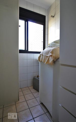 Apartamento para alugar com 62m², 2 quartos e 1 vagaÁrea de serviço
