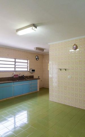 Casa para alugar com 150m², 2 quartos e 5 vagasCozinha