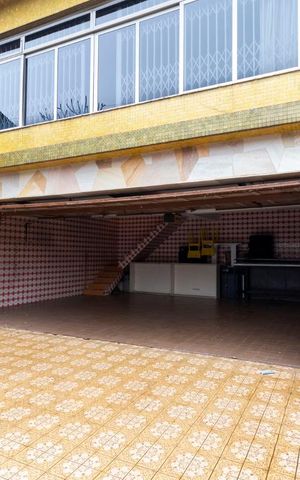 Casa para alugar com 150m², 2 quartos e 5 vagasGaragem