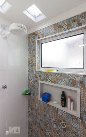 Casa à venda com 350m², 3 quartos e 2 vagasBanheiro Suite 1