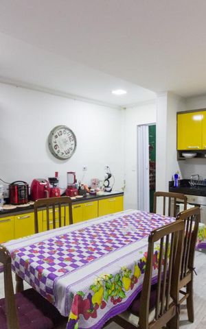 Casa à venda com 350m², 3 quartos e 2 vagasCozinha